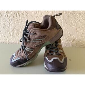 Merrell Women's Hiking Shoes Brown Trail Lace-Up Sneakers Size 8.5 Classic Moab